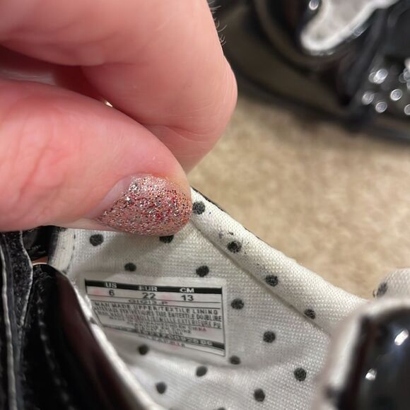 CARTERS Size 6 Black Shoes Good Condition - Picture 4 of 5